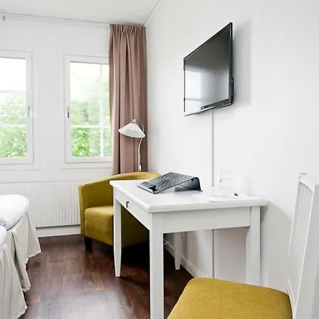 Gaestisbacken Hotel Alfta Buitenkant foto